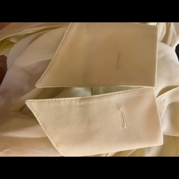 blouse - Picture 4 of 4